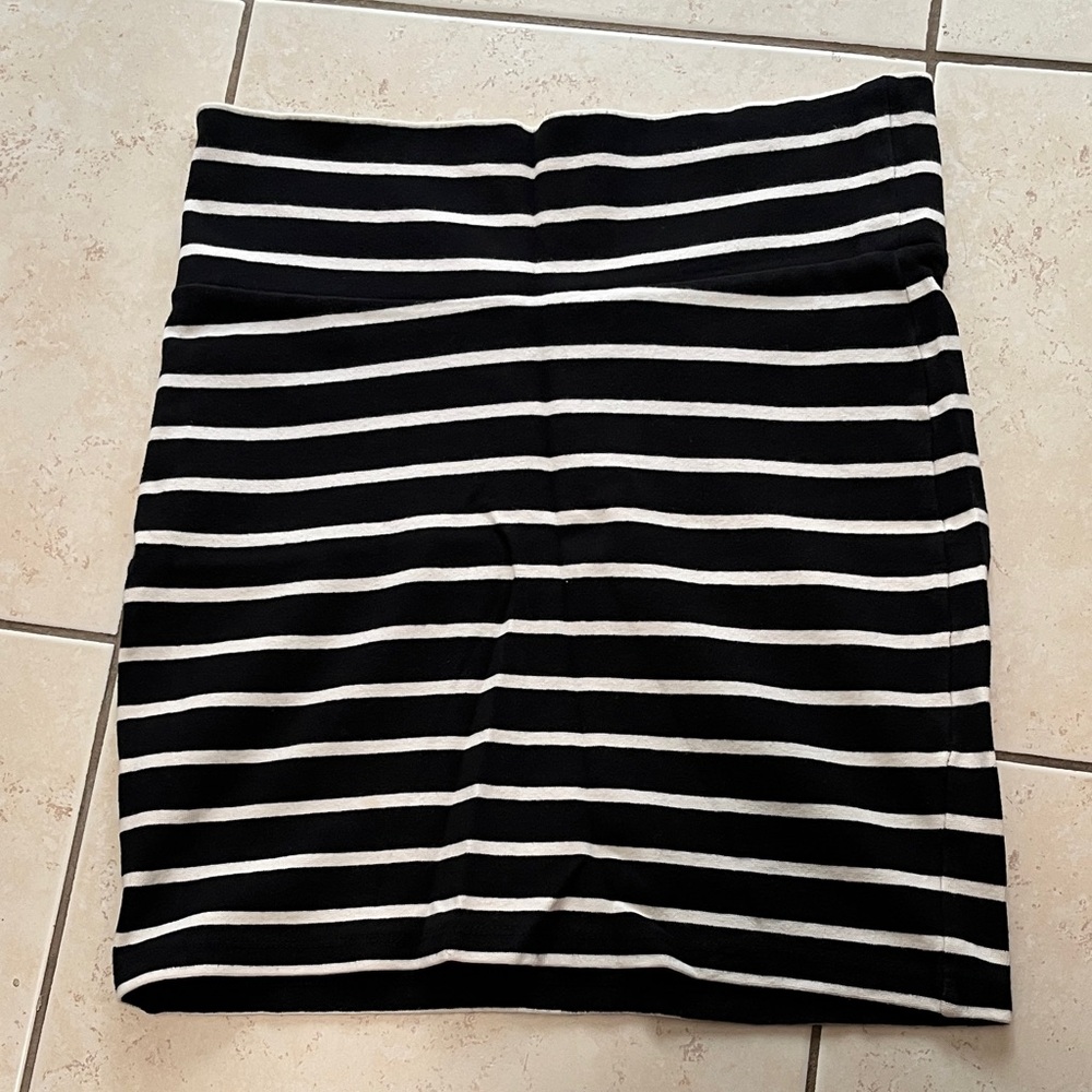 Forever 21 Black and White Striped Mini Skirt